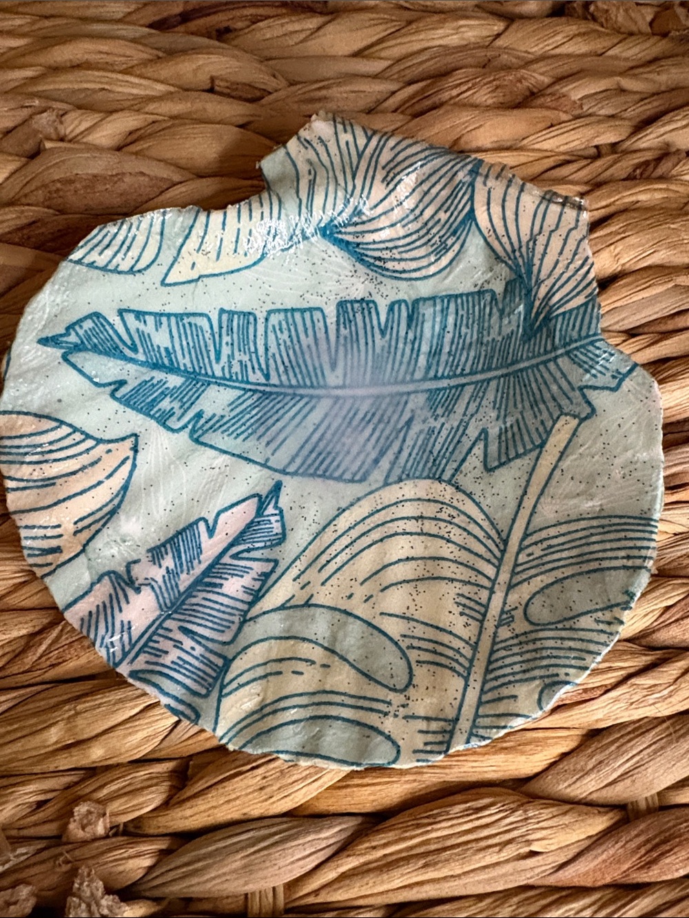 Hand Crafted Teal and Cream Botanical Leaf Shell Accent Dish